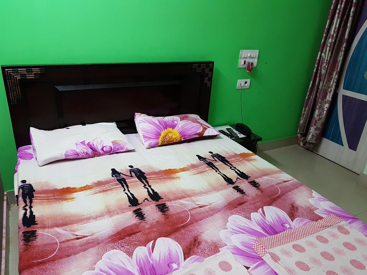 Nanda Hotel Hanumāngarh Buitenkant foto